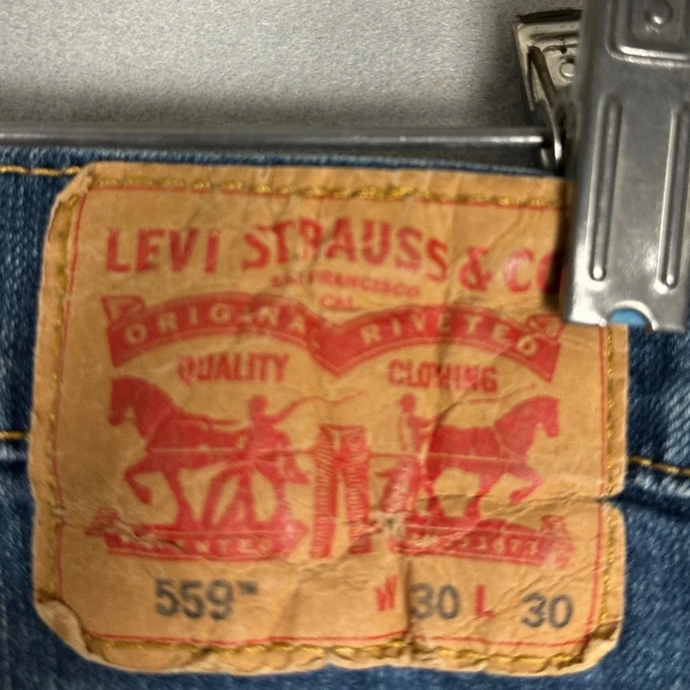 Levis 559 Jeans Mens 30X30 Blue Relaxed Straight Fit Distressed 5-Pocket Denim